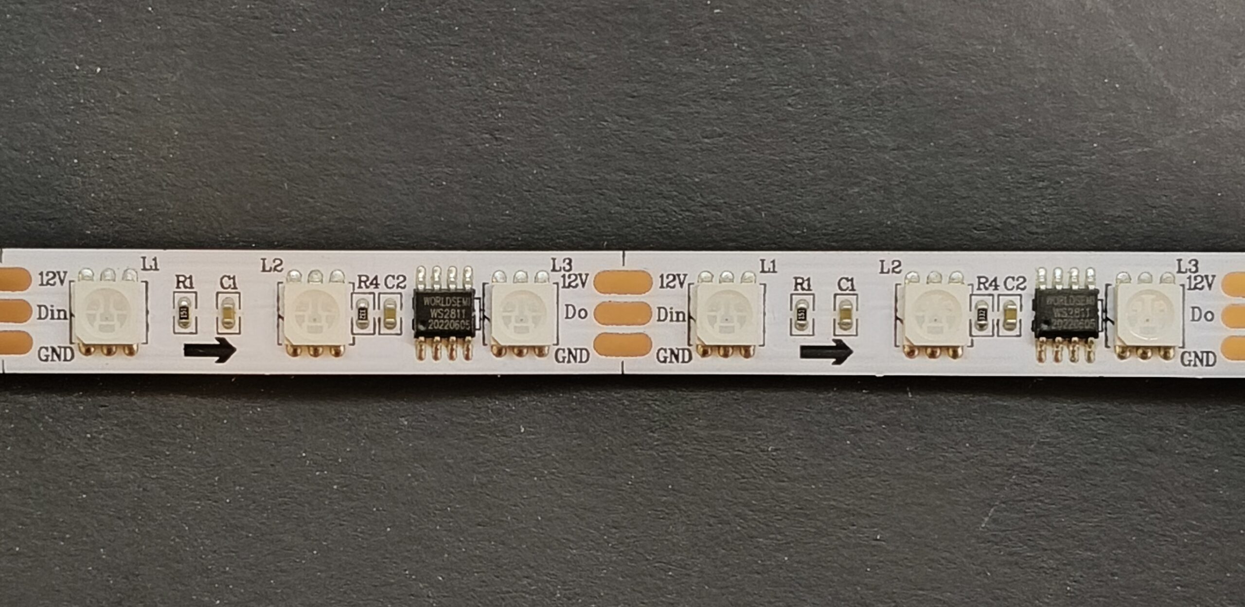 Taśma LED WS2811 12V
